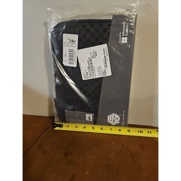 HEX Mona Sleeve Case for Microsoft Surface Go Black - Checkered - NEW with Tags - Picture 5 of 5